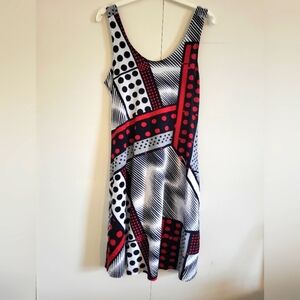 🇨🇦 Canada Brand Stylish Red and Black Patterned Dress